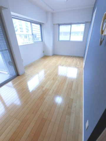 リエス千葉新宿の洋室|※別の号室の似た内装のお写真