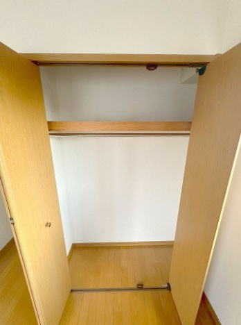 東村山市栄町１丁目の賃貸マンションの収納