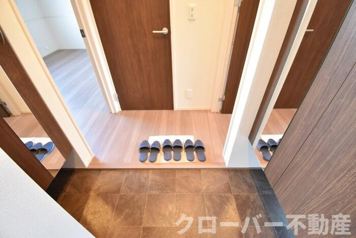 メゾン勝賀 A棟の玄関|玄関