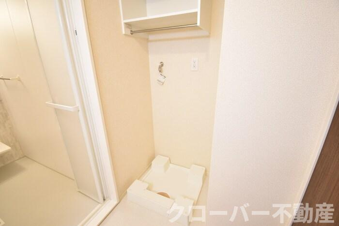 メゾン勝賀 A棟の洗面所|室内洗濯機置場