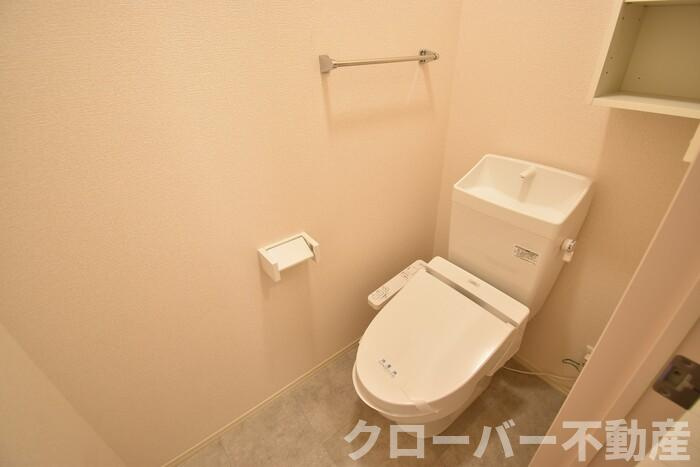 レジアスのトイレ|温水洗浄暖房便座