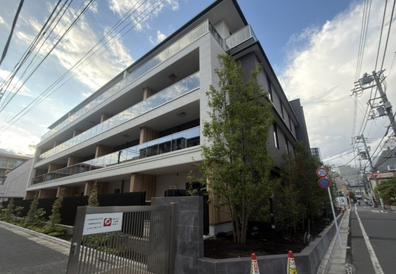 新宿区大京町の賃貸マンション