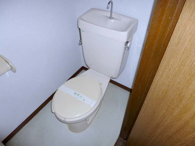 グレイスコートのトイレ|バス・トイレ別です。