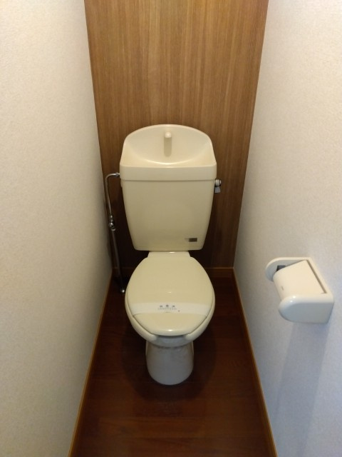 クレセント福田のトイレ