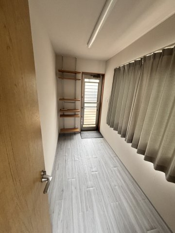 大内御堀貸店舗の内装
