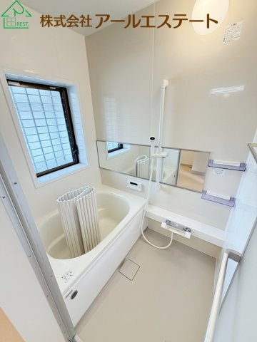 姫路市下手野5丁目　　JR姫新線「播磨高岡駅」徒歩15分の浴室