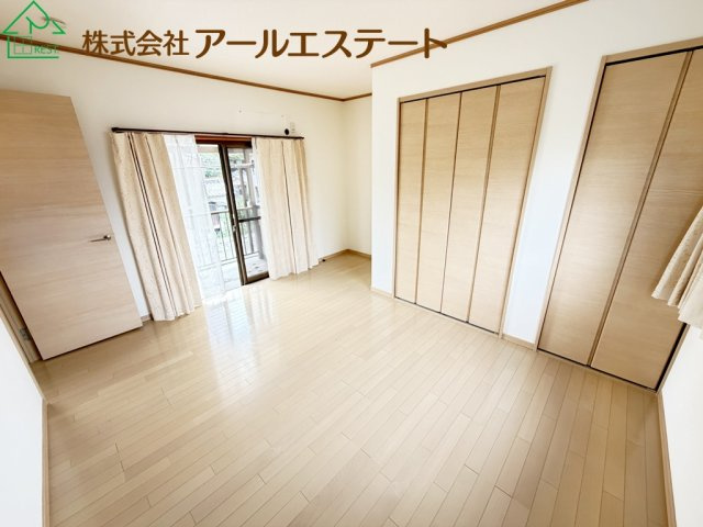 姫路市下手野5丁目　　JR姫新線「播磨高岡駅」徒歩15分の寝室