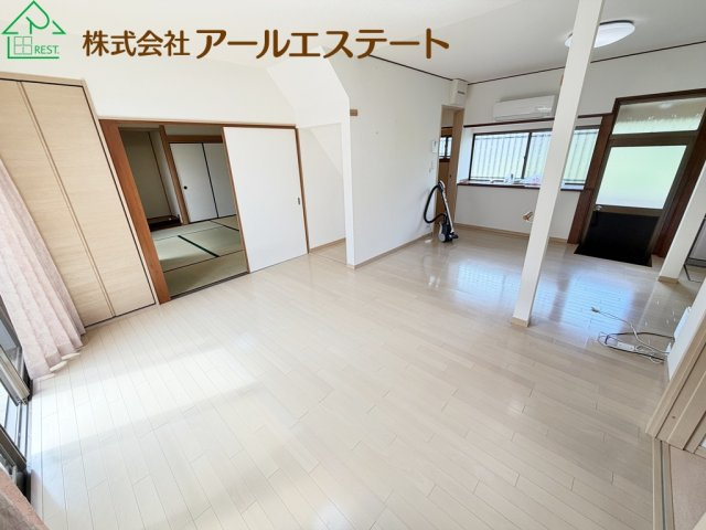 姫路市下手野5丁目　　JR姫新線「播磨高岡駅」徒歩15分の居間・リビング