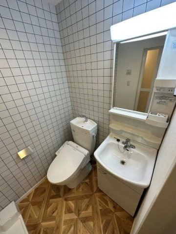 Glanz東瑞江の洗面所