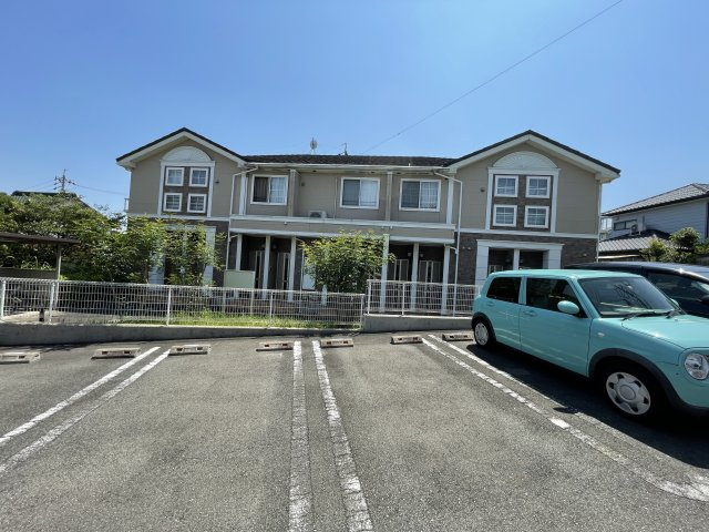 イースタンヒルズの駐車場