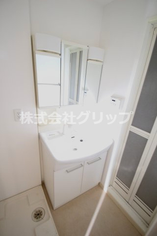 グリアス横浜・プルミエールの洗面所