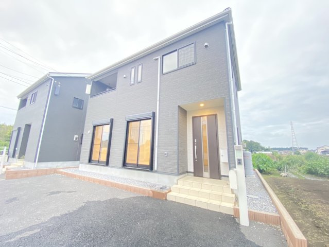 古河市女沼　中古戸建の外観|〇外観〇
リフォーム予定♪4LDK、収納豊富、テレワークルーム付きのお家です♪
2026年9月撮影