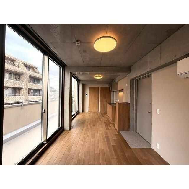 ＳＯＬＵＭ世田谷砧の居間・リビング