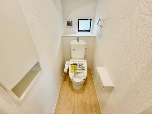 岩出市中迫第6　1号棟　新築戸建のトイレ