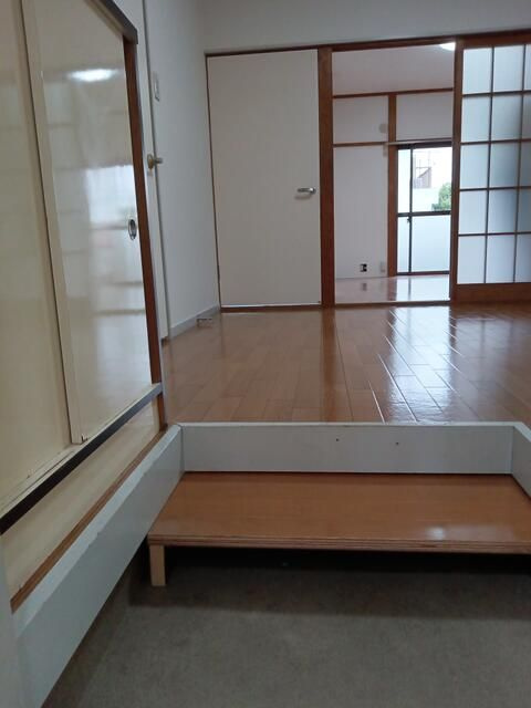 第一ヴィラハイツの玄関