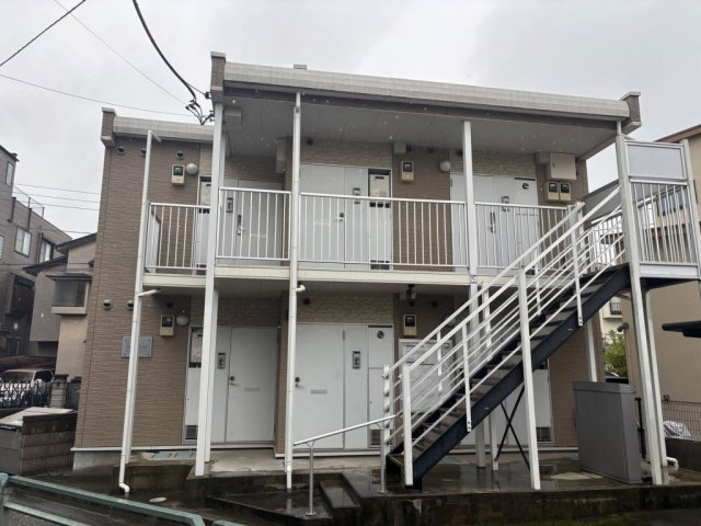 レオパレスヴィラ　グラツィアの外観