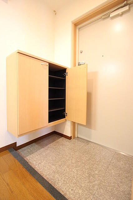 エントピアパレスの玄関