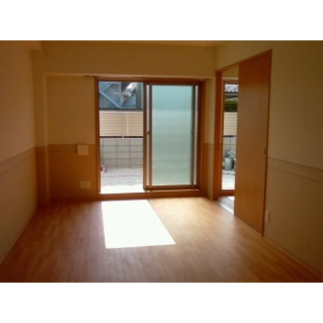 羽村市小作台５丁目の賃貸マンションの内装