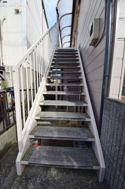 横浜市旭区鶴ケ峰本町１丁目のアパートのその他共用部分