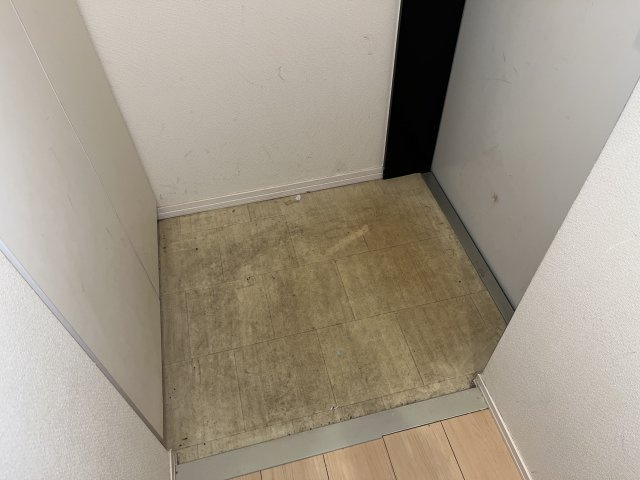 【玄関】