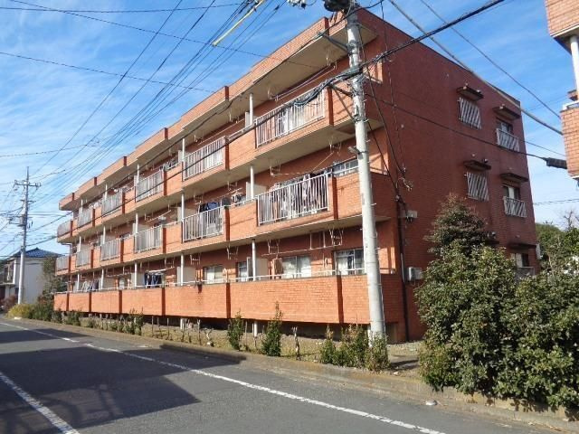 青梅市新町７丁目の賃貸マンションの外観