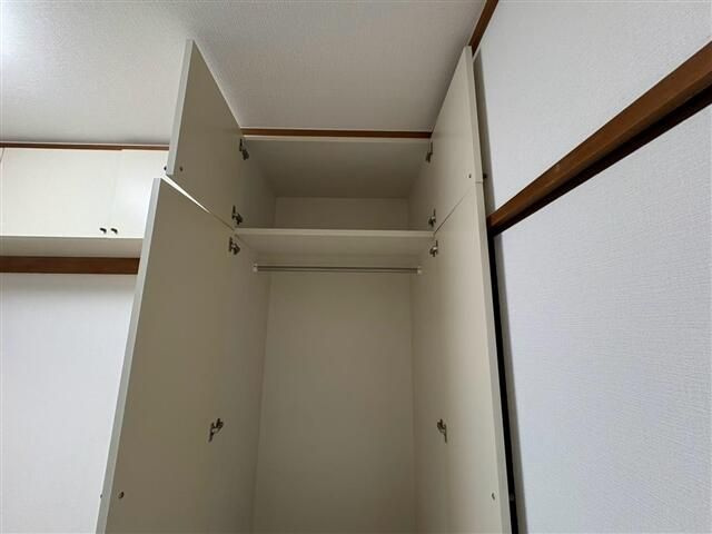 エルベール新町Ⅱ号館の収納