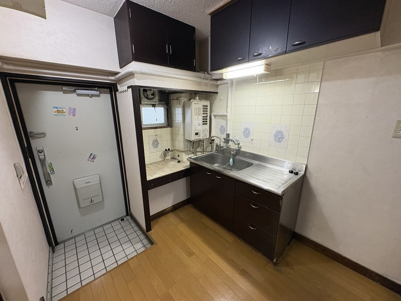 志木住宅の玄関