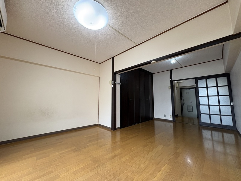 志木住宅の寝室