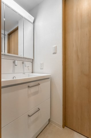 【独立洗面台】 | 日商岩井方南町マンション