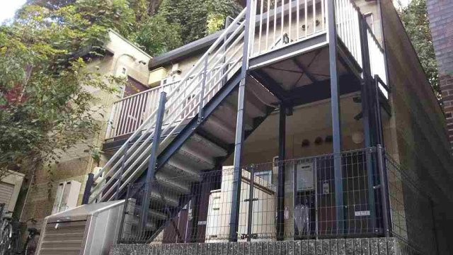 レオパレスパークサイド比治山の外観