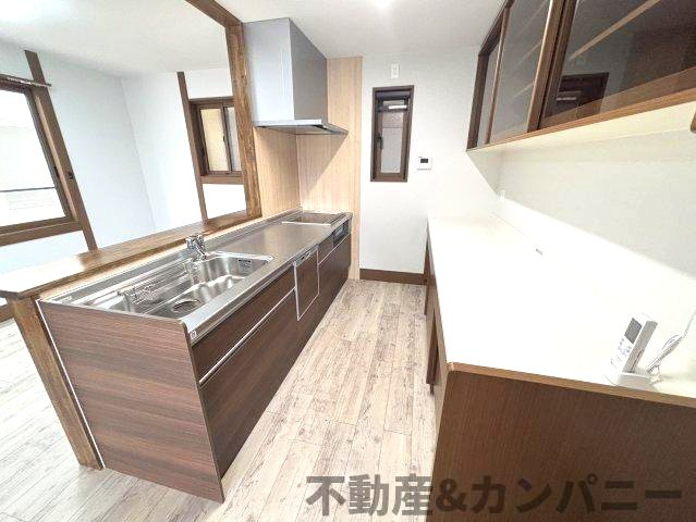 南斎院町の中古のおうちのキッチン|きれいなキッチンです