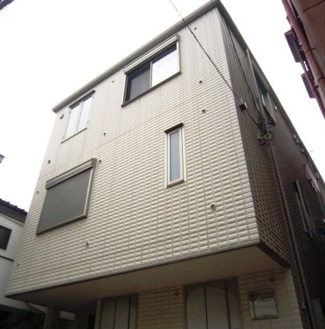 アグレアーブルの外観