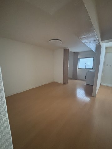 千鳥マンションの洋室