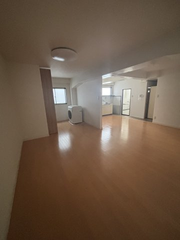 千鳥マンションの洋室