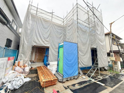 【外観】 | 山本町５丁　新築一戸建 | 並列に駐車２台可能♪車の出し入れもスムーズに出来ますね♪