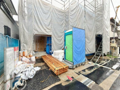 【エントランス】 | 山本町５丁　新築一戸建 | 【閑静な住宅地でのびのび子育て】閑静な住宅地で子育て家族にピッタリ！毎日のお散歩も快適な緑に恵まれたエリアです♪