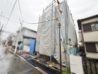【前面道路含む現地写真】 | 山本町５丁　新築一戸建 | ＬＤＫ約１８．５帖！３面採光の明るくゆとりあるリビングに家族に時間も増えますね！スタディーカウンター付の書斎ありますよ♪ 