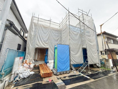 【外観】 | 山本町５丁　新築一戸建 | トイレ１階と２階の２ヶ所あります！忙しい朝や家族の多いご家庭も安心ですね♪