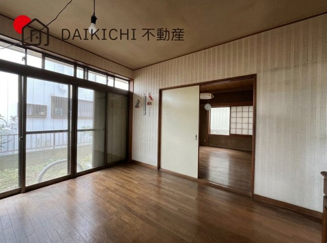 【居間・リビング】 | 行田市藤原町2丁目　中古戸建 | ※掲載写真はCG加工により残置物を除去したイメージです。現況を優先とします。