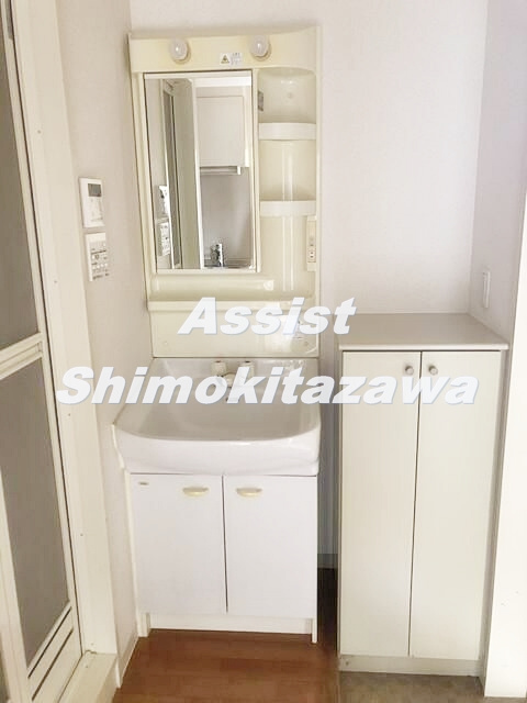 グリーンネストの独立洗面台