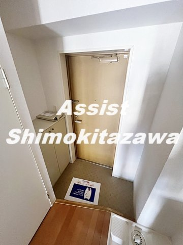 グリーンネストの玄関