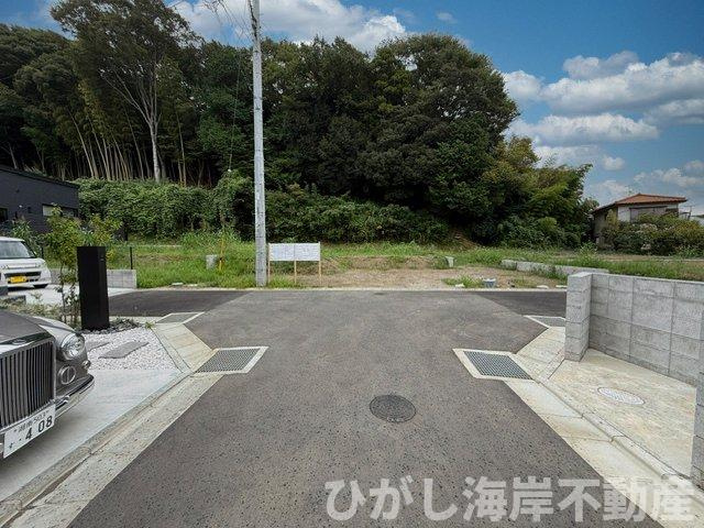 茅ヶ崎市堤　売地　全４区画の前面道路含む現地写真|現地外観