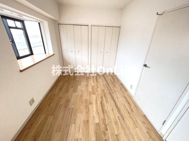 シャルマンシェソワの洋室