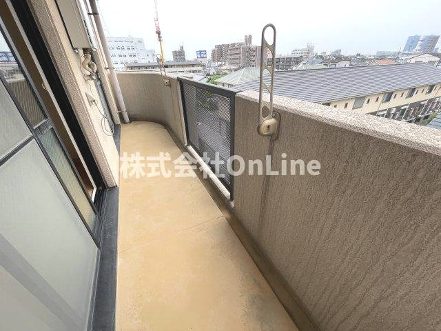 シャルマンシェソワのバルコニー