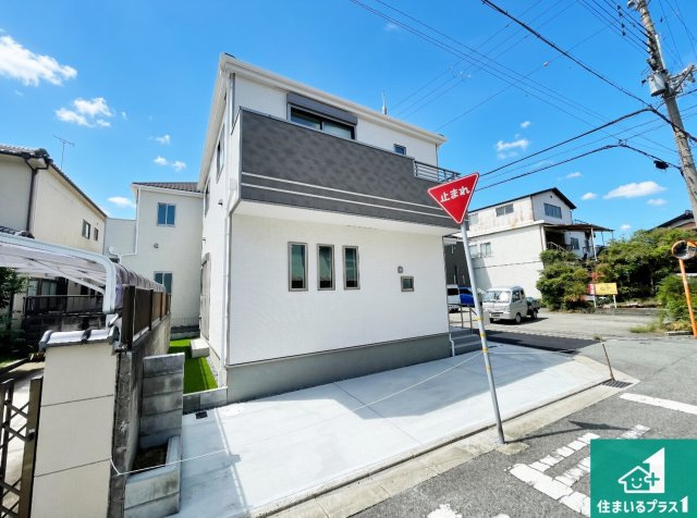 加古川市加古川町本町　新築一戸建ての外観|安心の10年保証！外観を美しく保ち、雨水で汚れを落とします！気になることがありましたら、お気軽にお問い合わせください！