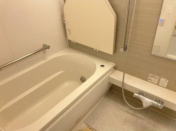 オープンレジデンス幡ヶ谷の浴室
