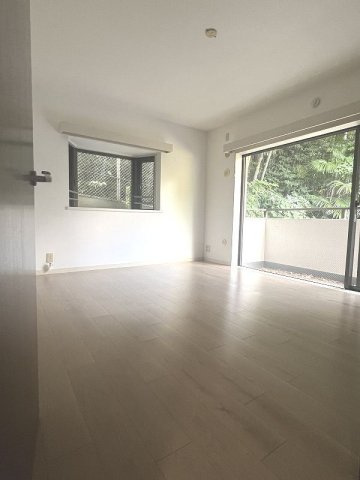 川崎市多摩区西生田３丁目の賃貸マンションのバルコニー