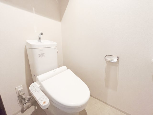 ※家具・家電等は撤去予定です。
※物件写真は一部、AI加工処理を施した画像を使用してます。