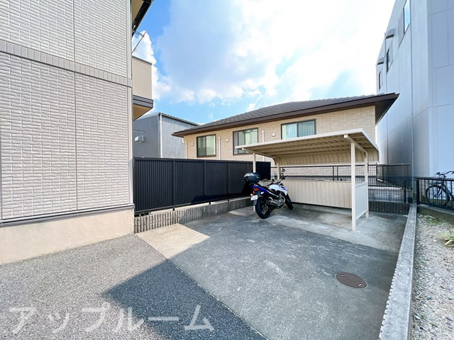 フォレスタ森山田 Ｂの駐車場
