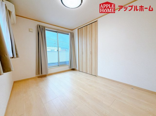 大宮区天沼町2丁目の洋室|居室は全室収納あり！たっぷりある収納活用でお部屋もキレイを保てます♪